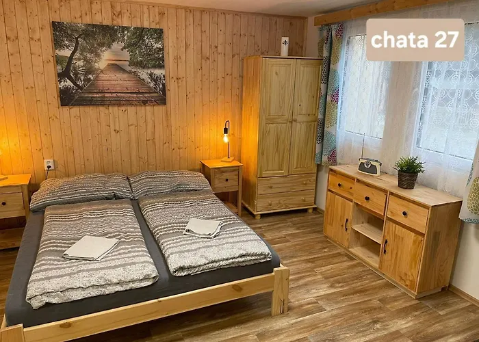 Chatky U Davida Machovo Jezero